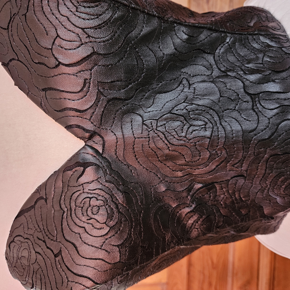 Camille La Vie Elegant Prom Dress. Black Leather Fitted Bodice, Tulle Skirt - Picture 4 of 8